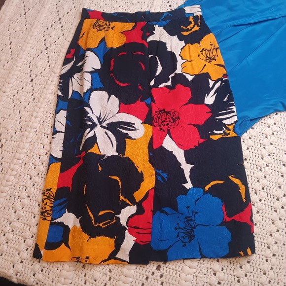 Vtg 90s 6 Flora Kung Colorful Pop Art 100% Silk Floral Skirt Shirt Luxury Office - Picture 4 of 15